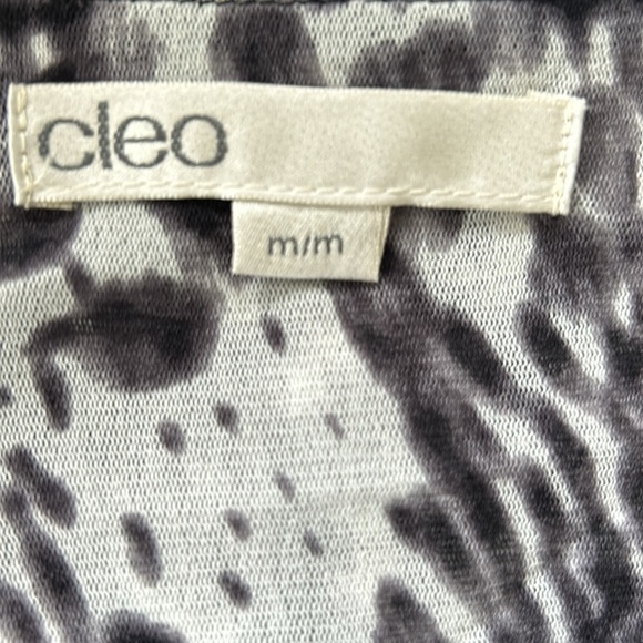 Leopard print top - Picture 2 of 7